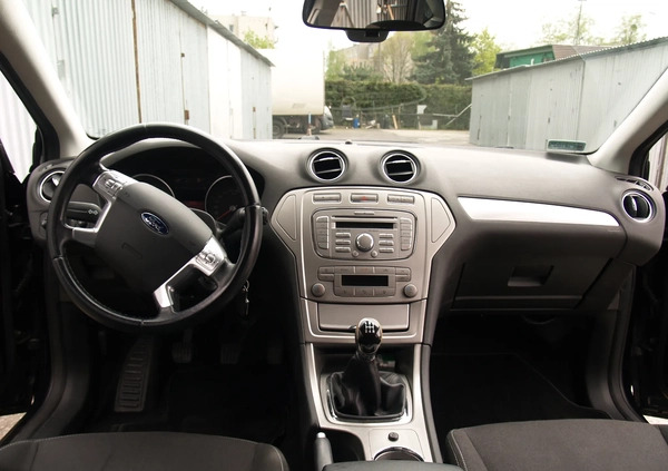 Ford Mondeo cena 15900 przebieg: 203500, rok produkcji 2009 z Płock małe 92